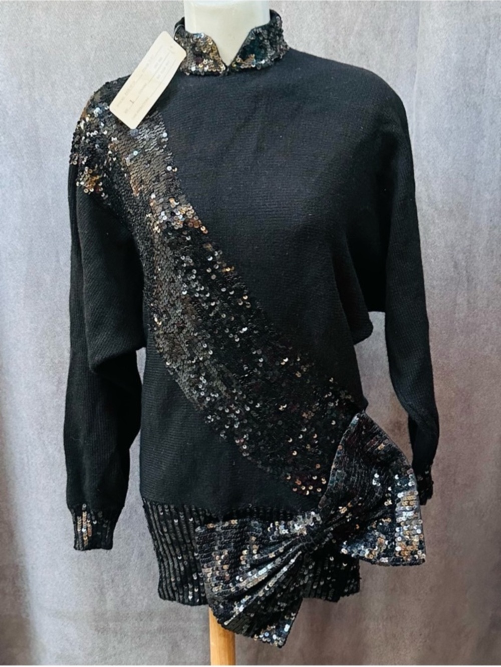 Vintage wool sequin sweater w/ bow 80s glam NOS sz large